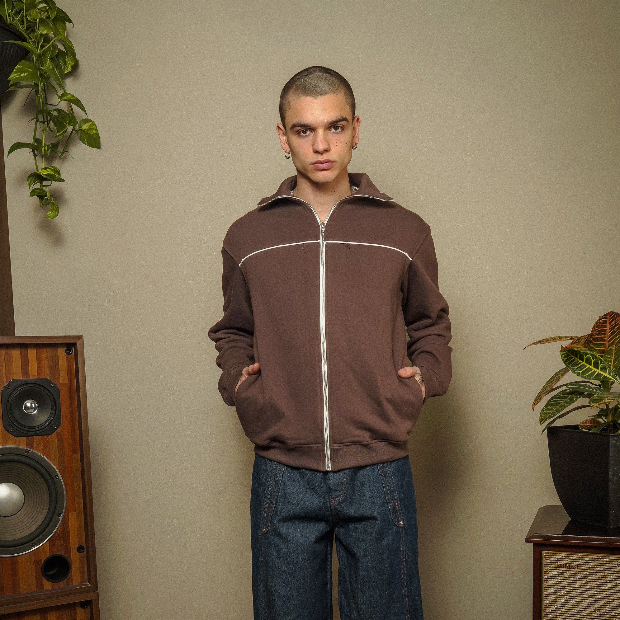 Buzo Line Zip